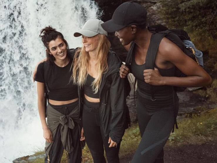 La última colección de H&M es perfecta para lanzarte a disfrutar del deporte y la naturaleza este otoño