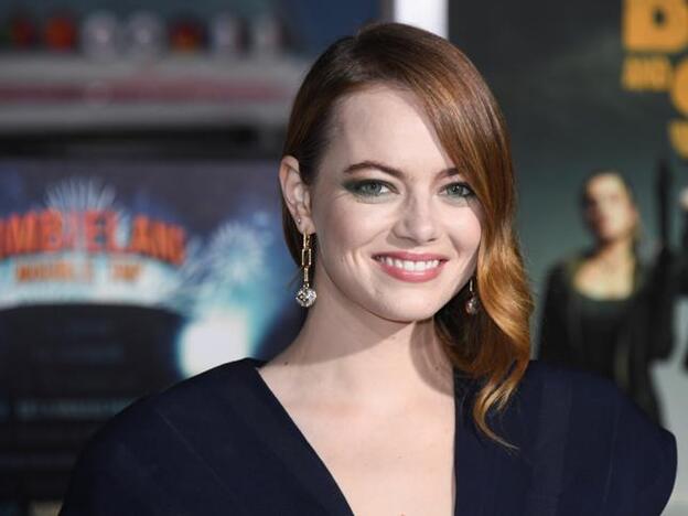 Emma Stone y Dave McCary se casan en secreto y bajo rumores de embarazo