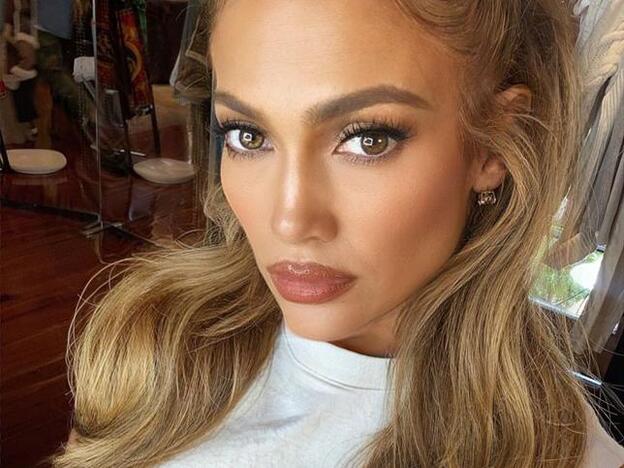 El cambio de look radical de Jennifer Lopez: Se pasa a la melena XXL y se quita diez años de encima