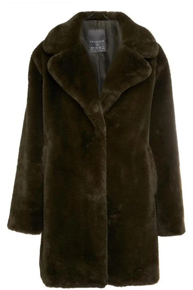 Alerta frioleras! Primark tiene el abrigo de pelo más calentito barato) de la temporada | Mujer Hoy