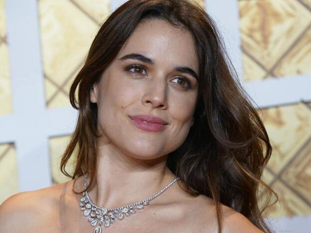 Adriana Ugarte corta (y mucho) su melena y se atreve con un short bob en un cambio de look muy favorecedor