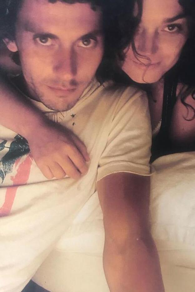 Paco León y la madre de su hija se distancian... ¿y rompen? Todo lo que debes saber sobre Anna R. Costa y su relación con el actor