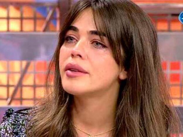 Violeta Mangriñán se derrumba al hablar su anorexia: "Me está quitando la vida"