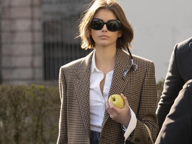 Esta blazer de Sfera parece sacada de la pasarela y es perfecta para los looks de oficina