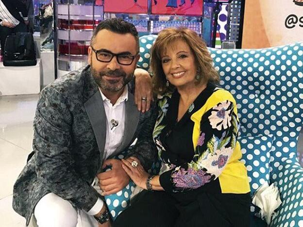 ¿Están tratado de hacer las paces Jorge Javier Vázquez y María Teresa Campos? Los WhatsApp que demuestran que nunca han dejado de quererse