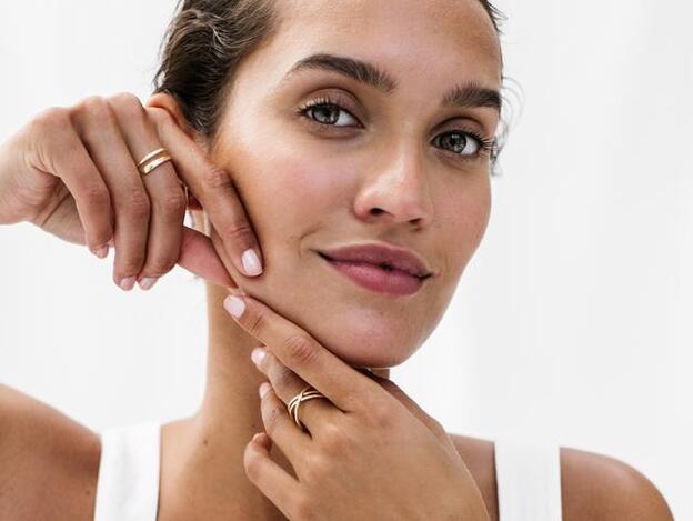 Resveratrol, colágeno y ácido hialurónico: la suma de activos ideal para recuperar la firmeza sin retoques y rejuvenecer 10 años