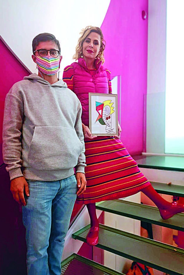 Duarte Falcó se estrena como artista de la mano de Agatha Ruiz de la Prada