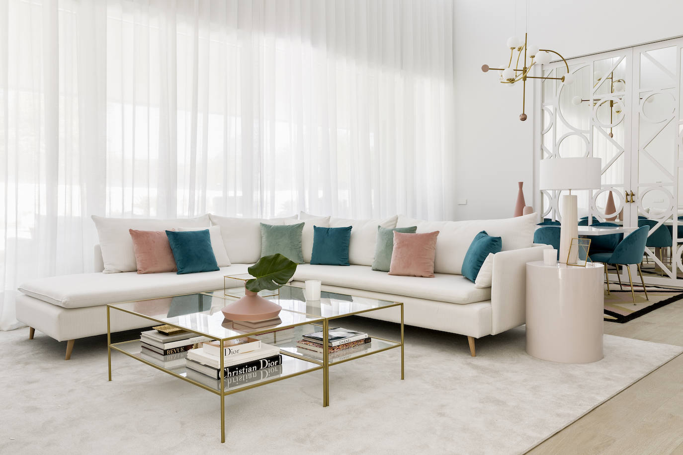 Las fotos de la casa de Paula Echevarría y Miguel Torres por dentro: así son el salón, las habitaciones, el comedor, la terraza...