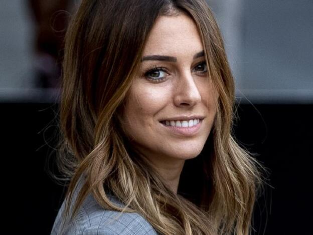 Rubia y con flequillo cortina muy favorecedor, así es el cambio de look que lleva Blanca Suárez en su último trabajo