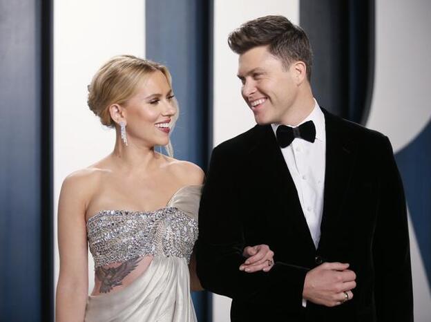 ¡Ni el coronavirus lo ha impedido! Así ha sido la íntima ceremonia de boda de Scarlett Johansson y Colin Jost