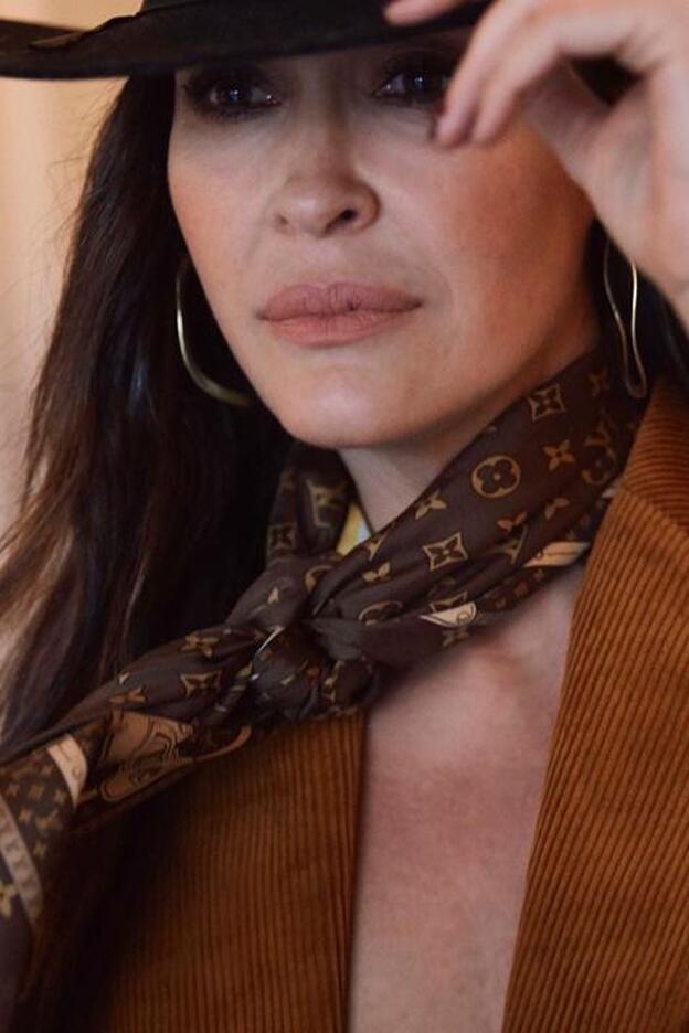 Sabemos cuál es el corrector infalible de Vicky Martín Berrocal para una ojera perfecta (y sin arrugas)