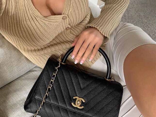 La manicura natural sustituta de la francesa con la que no se nota nada el crecimiento de la uña