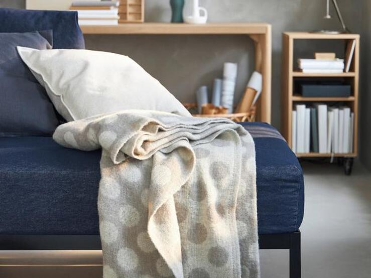 Autenticación Absorbente Injerto Fotos: 9 mantitas gustosas para atrincherarte en el sofá que además decoran  tu salón | Mujer Hoy
