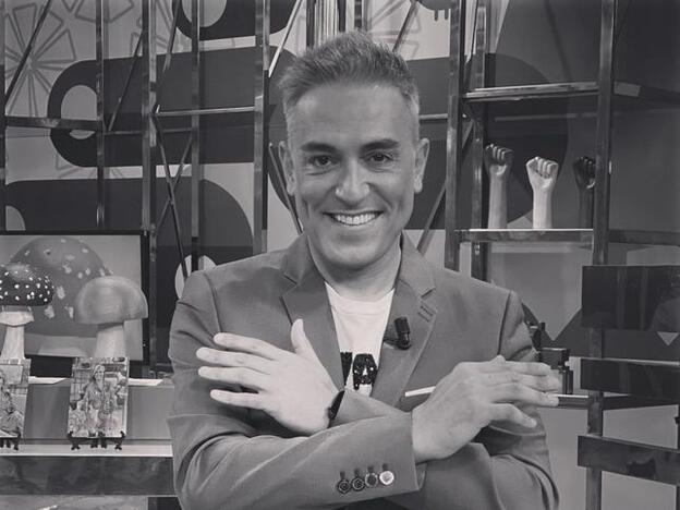 Kiko Hernández, a lo Risto Mejide: ¿por qué oculta sus ojos bajo unas gafas de sol en plató? La imagen que se ha hecho viral