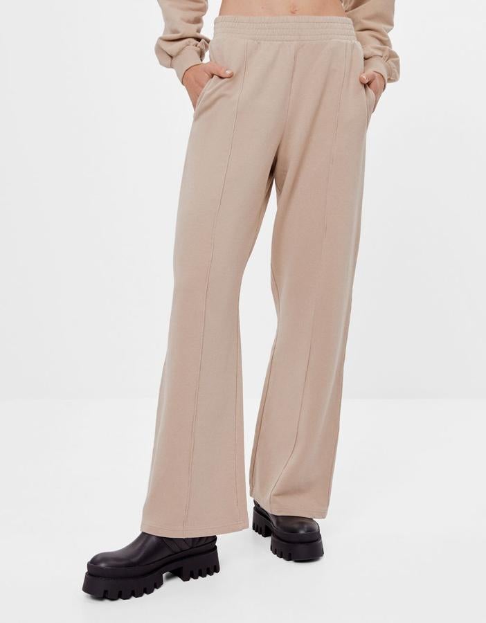 ¿Elegante o informal? El pantalón wide leg es la opción más cómoda para cualquier estilismo