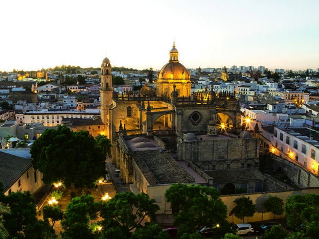 Jerez es mucho más que bodegas, vino y Flamenco: qué hacer, dónde comer y cómo disfrutar en clave pandémica (pero no por ello peor)