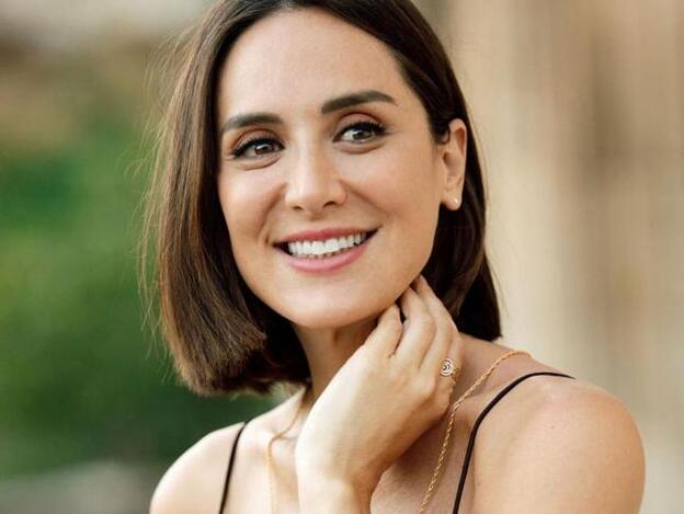 La manicura que lleva Tamara Falcó es perfecta para llevar las manos arregladas y elegantes