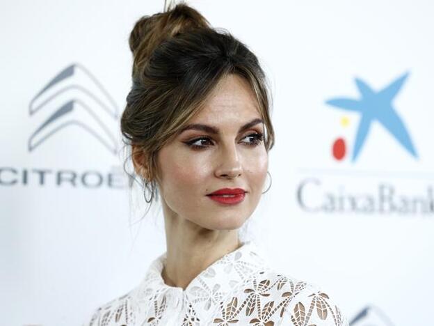 Ariadne Artiles tiene un aceite facial muy barato que utiliza para prevenir las arrugas del cuello y huele de maravilla