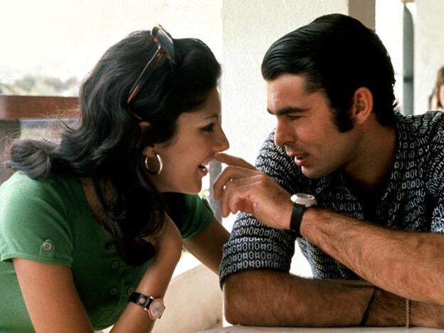 Cómo Carmina, la mujer más guapa de España según Pérez Reverte, se convirtió en la reina de los 70: drogas, un matrimonio precoz con Paquirri y un descenso icónico que aún recordamos