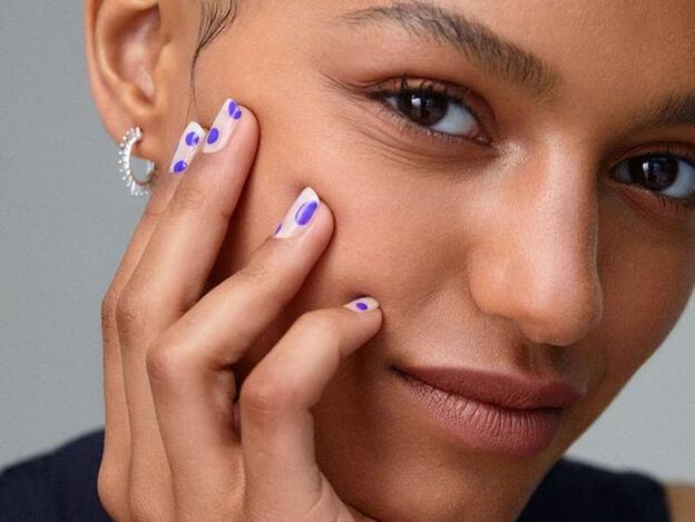 Este es el endurecedor de uñas más vendido de Amazon y tenemos la prueba de que funciona