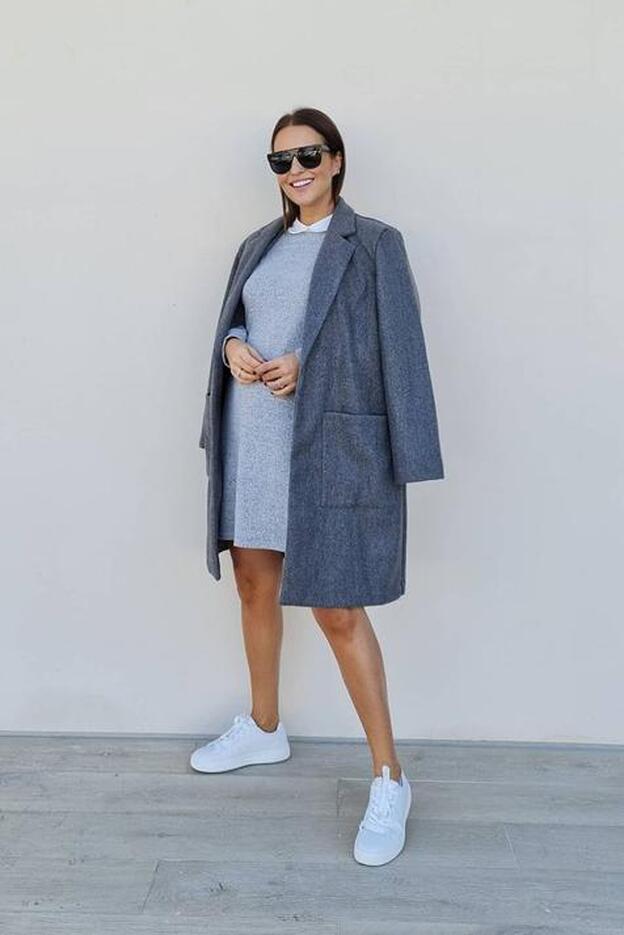 Minivestido de punto y zapatillas, el look premamá más cómodo (y barato) de Paula Echevarría