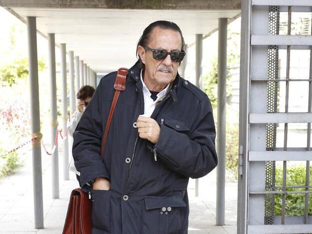 "Estaba el traje de luces que Paquirri llevaba el día de su muerte". Julián Muñoz echa más leña al fuego y hunde a Isabel Pantoja