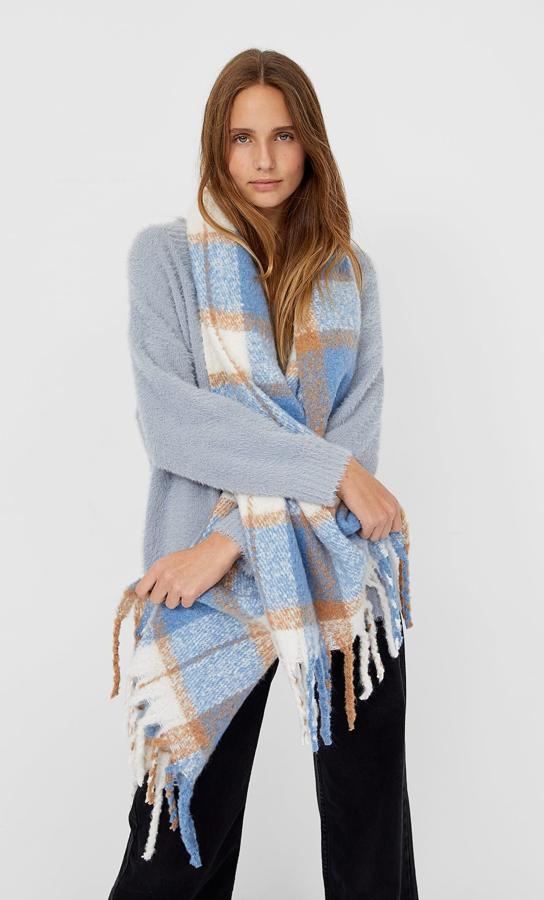 Bufandas de cuadros, la tendencia imprescindible en tus accesorios de otoño