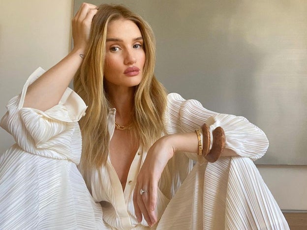 Nos han chivado qué tonos de rubio se llevarán en 2021 y aquí los tienes todos