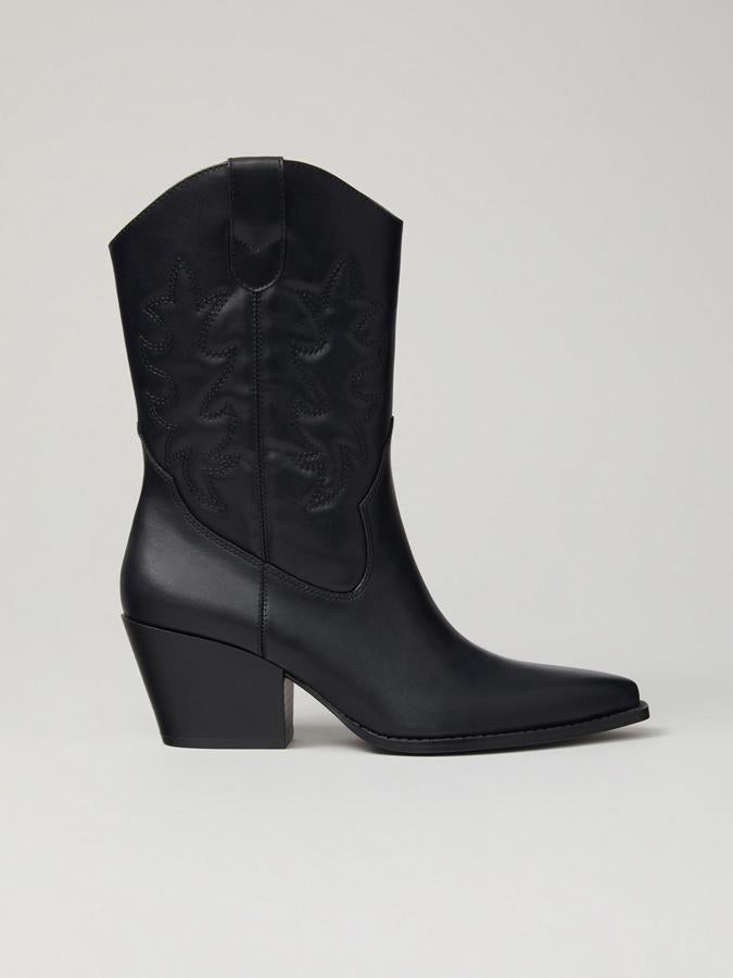 Lefties apuesta por los botines y nos propone estas 11 cómodas ideas por menos de 36 euros que no querrás quitarte