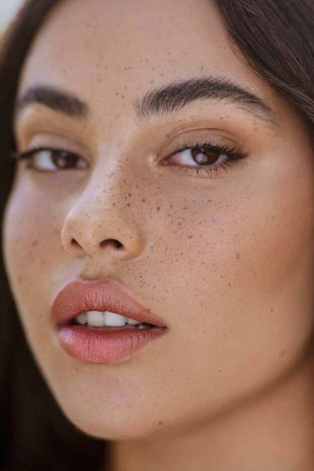 Así puedes conseguir el maquillaje piel perfecta que ves a las famosas en  Instagram | Mujer Hoy