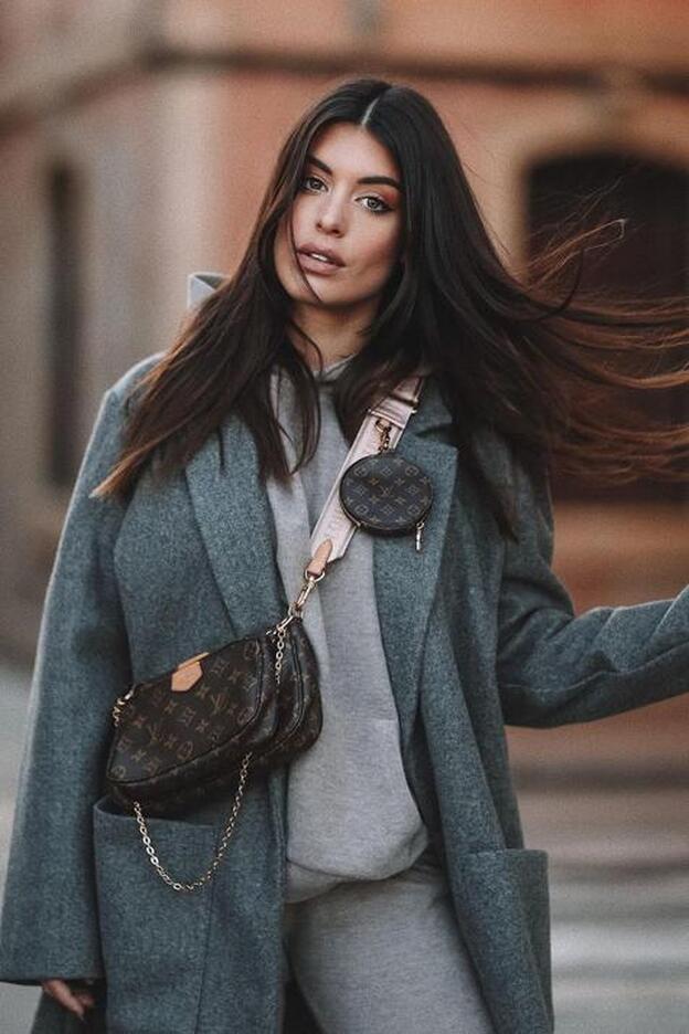 Abrigo XL y chándal de Lefties: así es la combinación perfecta de las influencers para este invierno