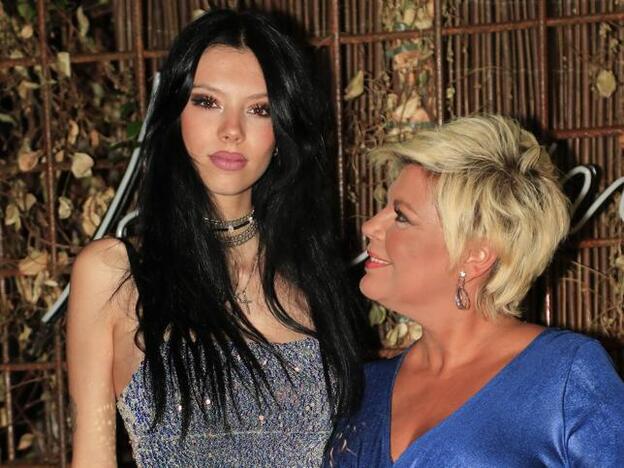 ¿Por qué hay carteles con la cara de la hija de Terelu Campos en el Metro de Madrid?