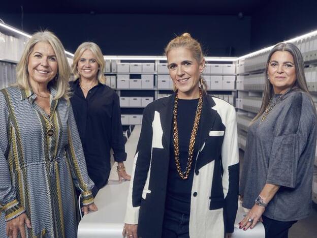 100 años de TOUS: tras las huella del oso que se ha convertido en un fenómeno global