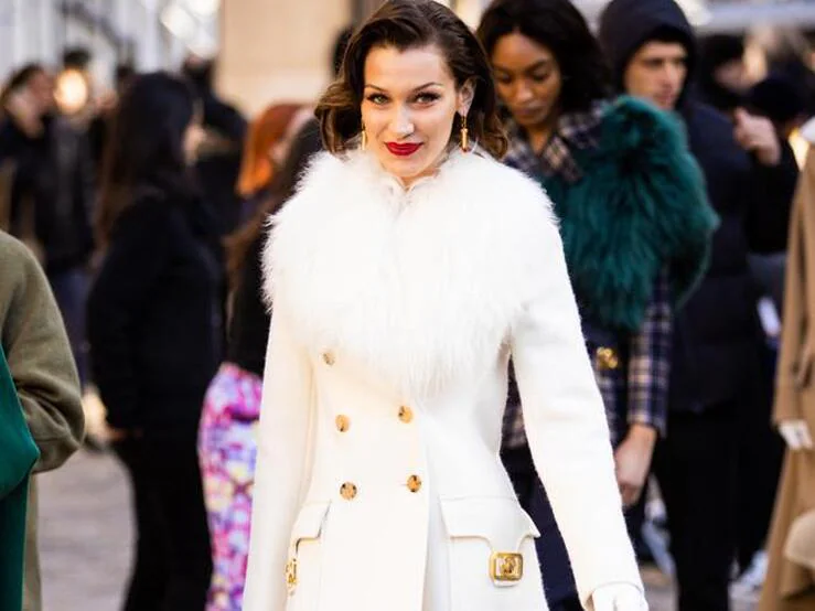 Fotos: Los abrigos tendencia más bonitos y ponibles de este invierno son  los de color blanco | Mujer Hoy