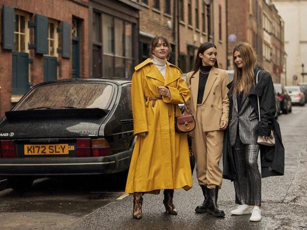 De tacón cómodo, preciosos y súper ponibles: estos botines color vino de Uterqüe te robarán el corazón