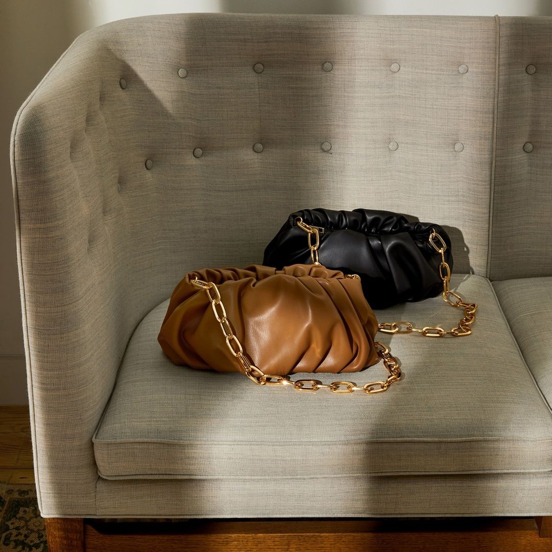 Si buscas regalos de Navidad bonitos y baratos, ficha estos bolsos de Primark por menos de 17 euros