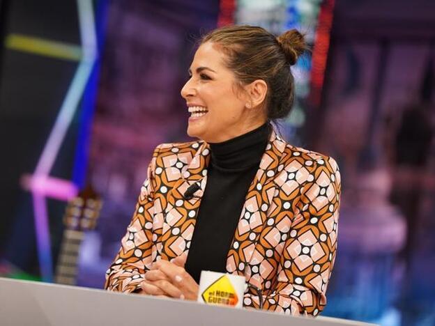 Nuria Roca se pasa al flequillo cortina con una melena XL y un sorprendente cambio de look