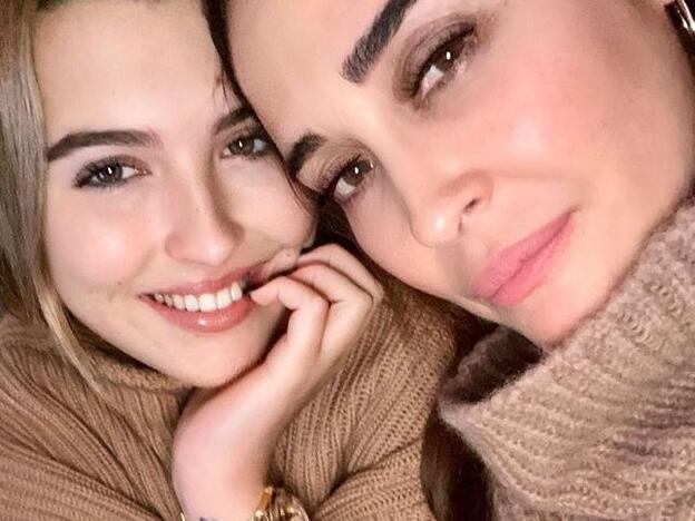 Abrigo XXL de Zara y los pantalones que más estilizan: los looks de calle de Vicky Martín Berrocal y Alba Díaz que sientan bien a cualquier edad