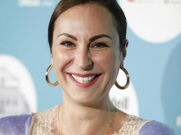 Ana Milán empieza el año con un cambio de look y se pasa al flequillo cortina que rejuvenece a los 40