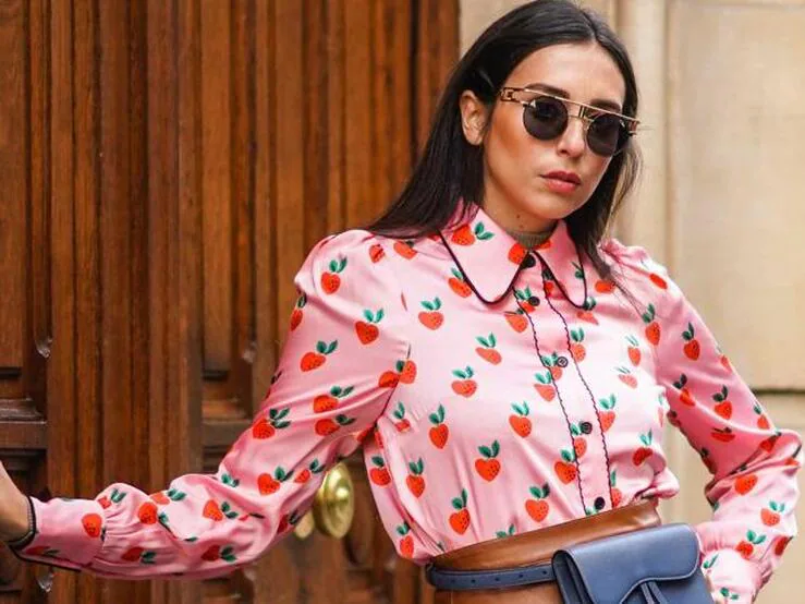 Fotos: Ni flores ni rayas, estas blusas estampadas (y muy baratas) son la dosis de originalidad tu look necesita ahora mismo | Mujer Hoy