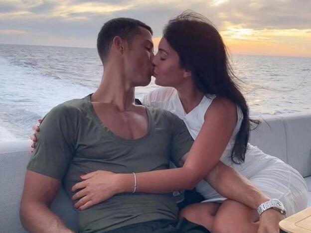 Georgina Rodríguez le demuestra su amor incondicional a Cristiano Ronaldo con un mensaje en redes sociales para celebrar su último triunfo