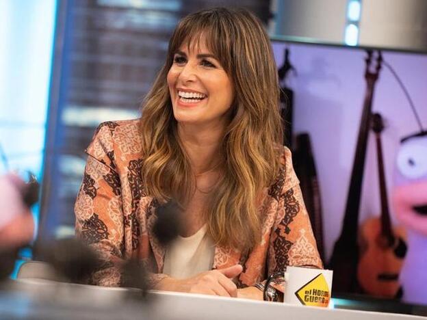 La camisa de Mango de Nuria Roca que te podrás poner con pantalones vaqueros y conseguir un look perfecto