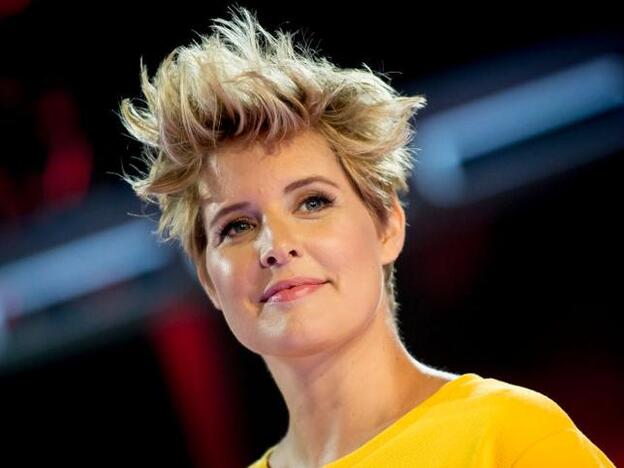 Tania Llasera tiene el mejor truco para disimular el pelo sucio y que luzca espectacular con sólo dos productos