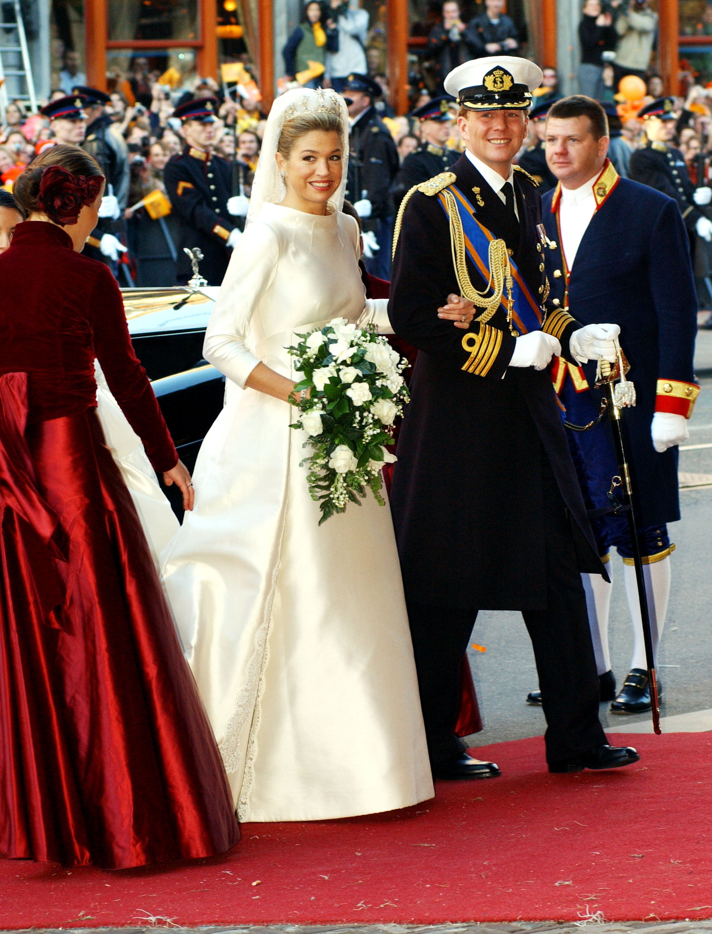 Abrimos el álbum de fotos de la boda de Máxima y Guillermo de Holanda para celebrar su 19º aniversario