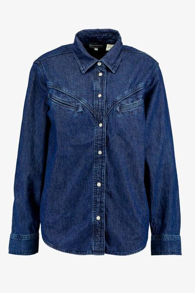 Camisa de inspiración 'western' de Levi's, rebajada en Zalando.