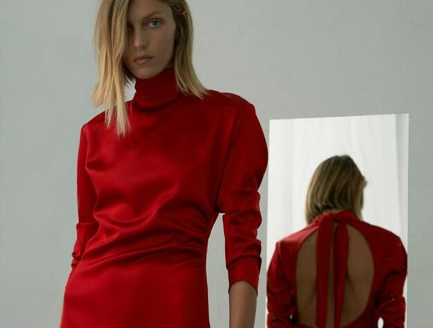 Este vestido de Zara, que no para de agotarse una y otra vez, es lo único que necesitas para celebrar San Valentín