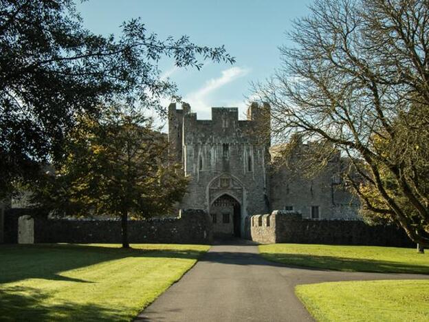 La entrada del castillo de St.Donat's donde estudiará la princesa Leonor.