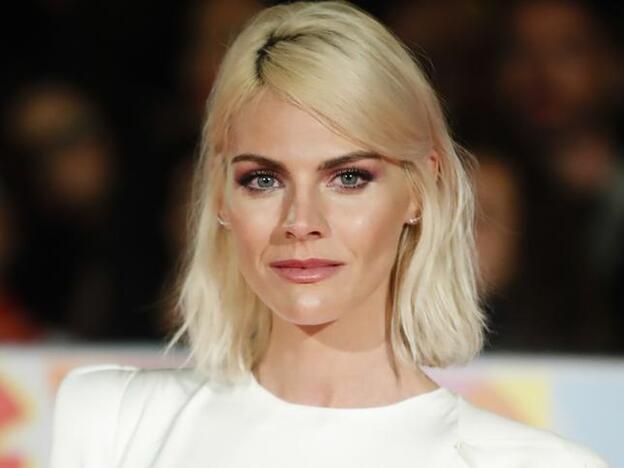 El cambio de look de Amaia Salamanca lo tiene todo: el color que quita años y el corte ideal para pasar de pelo a pelazo