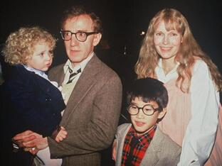 La batalla definitiva en la guerra entre Woody Allen y Mia Farrow: el documental de HBO que va a mostrar las pruebas del escándalo sexual que ha marcado sus vidas