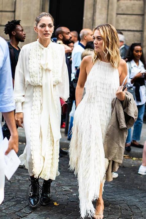 Vestidos, faldas, abrigos, botines... 10 looks icónicos de Zara que Marta Ortega llevó antes que nadie (y se agotaron en minutos)